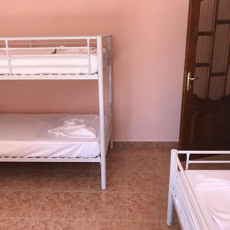 ホステル Hostel Villa *